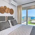 Villa White Rock Nikiána