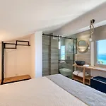 White Rock Villa